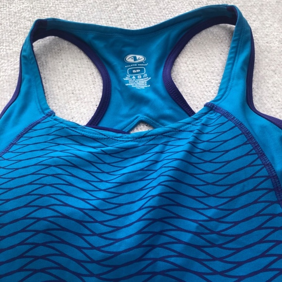 Athletic Works small workout top, padded bra, muscle shirt new or like new - Picture 4 of 6